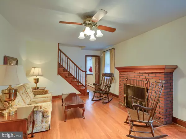 Harrisburg, PA 17111,3842 BRISBAN ST