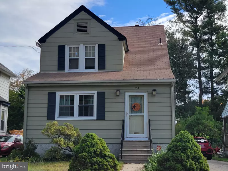 124 CRESTMONT TER, Collingswood, NJ 08108