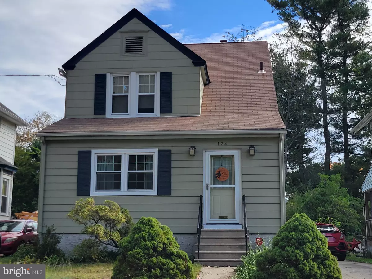 Collingswood, NJ 08108,124 CRESTMONT TER