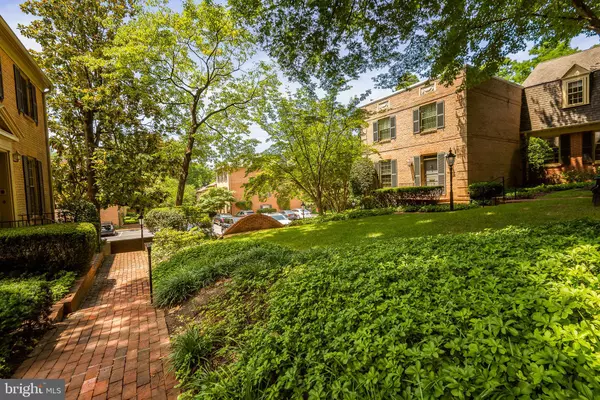Bethesda, MD 20816,5139 WESTBARD AVE #21