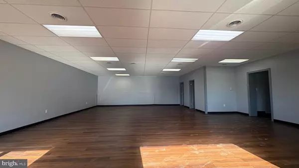 Odenton, MD 21113,1668 ANNAPOLIS RD