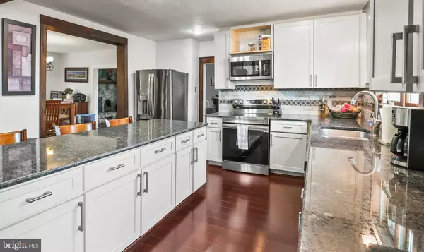 York, PA 17404,810 COPENHAFFER RD