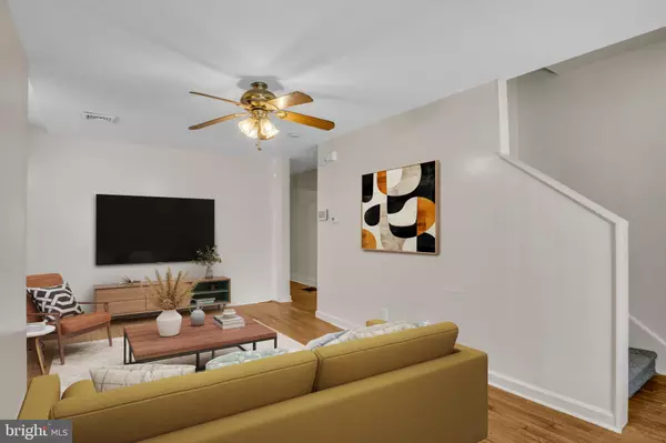 Harrisburg, PA 17103,1624 STATE ST