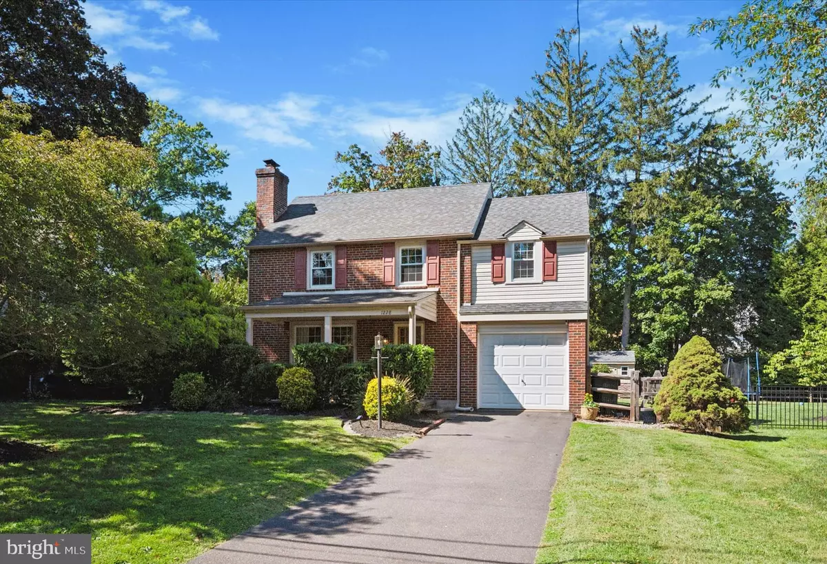 Abington, PA 19001,1228 WHEATSHEAF LN