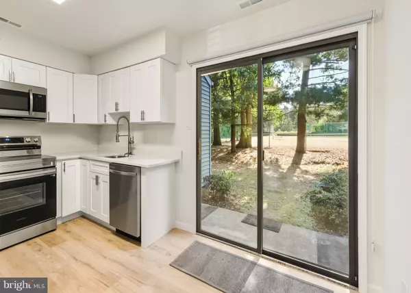 West Deptford, NJ 08051,512 ESSEX