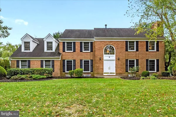 4 BANFF DR, Princeton Junction, NJ 08550