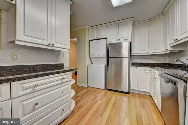 Mclean, VA 22102,8370 GREENSBORO DR #126