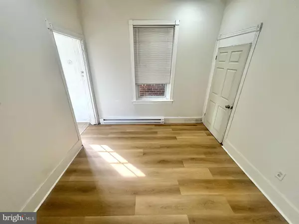 Philadelphia, PA 19120,222 W ROOSEVELT BLVD