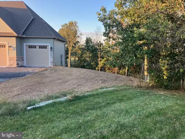 Greencastle, PA 17225,20 HELENS DRIVE