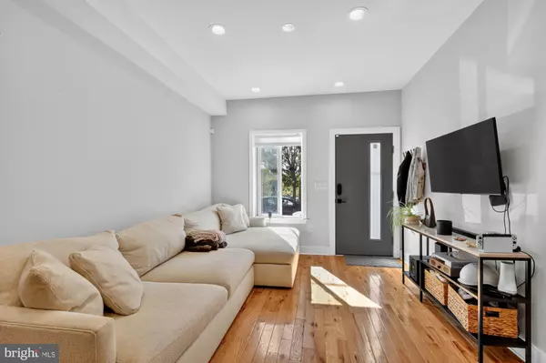 Philadelphia, PA 19122,427 W NORRIS ST