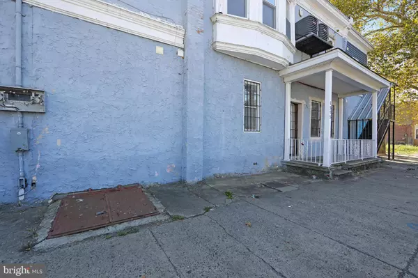 Camden, NJ 08104,1575 LOUIS ST