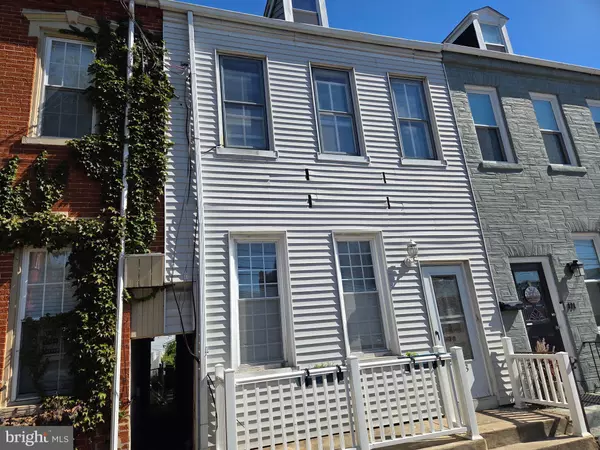 Lancaster, PA 17603,823 N QUEEN ST