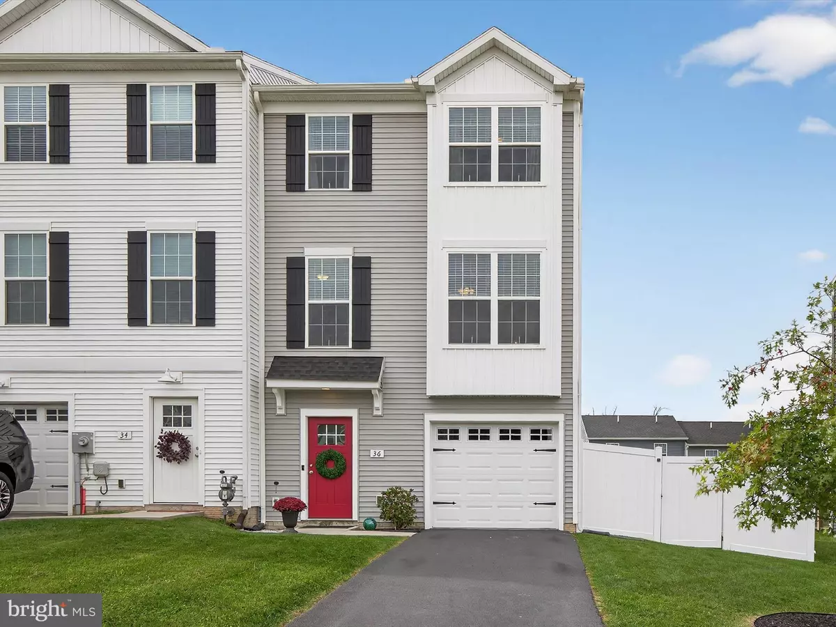 Hanover, PA 17331,36 OVERLOOK DR