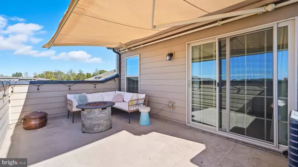 Dumfries, VA 22026,2190 HEMLOCK BAY RD