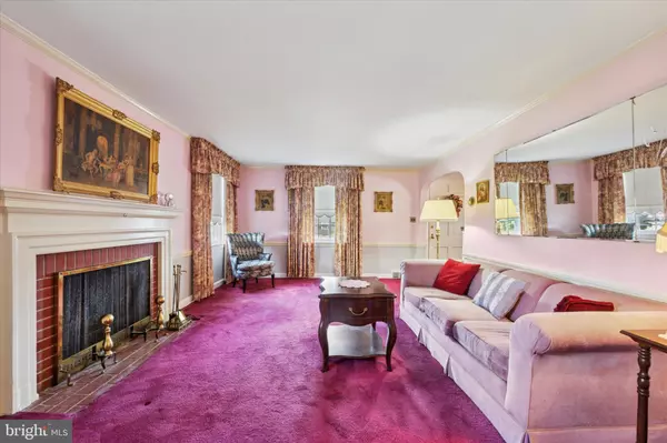 Drexel Hill, PA 19026,904 HARPER AVE