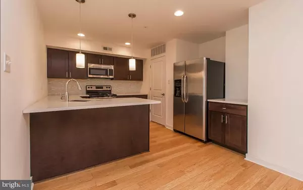 Philadelphia, PA 19123,980-82 N 2ND ST #3F