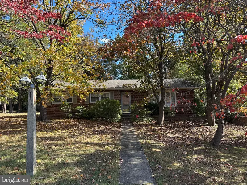 19 SUSSEX AVE, Voorhees, NJ 08043