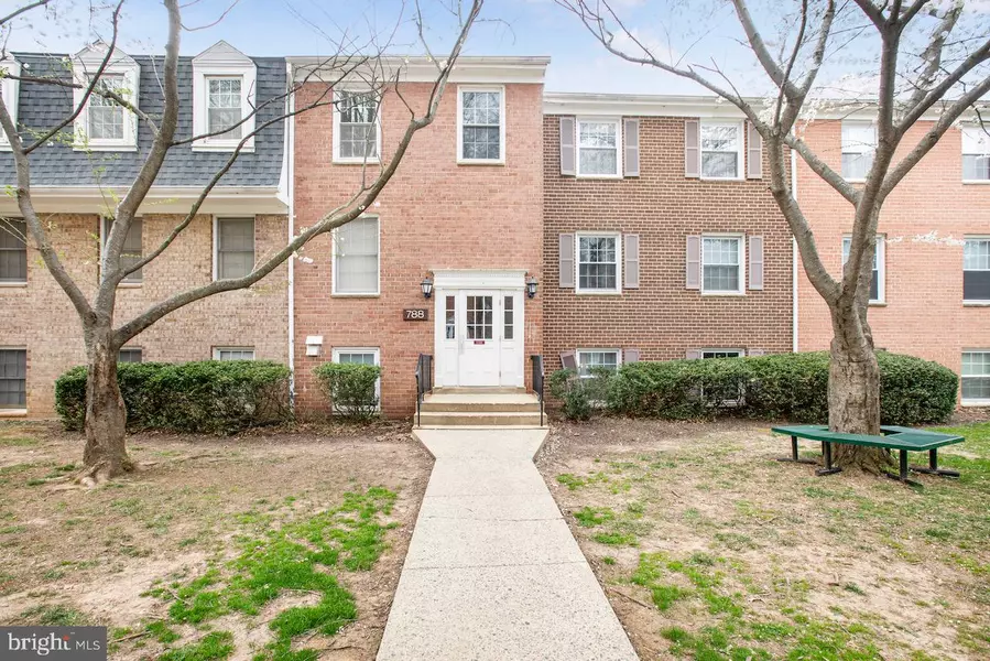 788 QUINCE ORCHARD BLVD #201, Gaithersburg, MD 20878