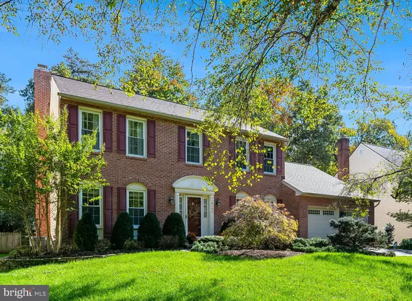 15120 WETHERBURN DR, Centreville, VA 20120