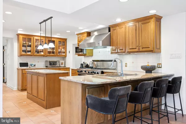 Gladwyne, PA 19035,1726 RIVERVIEW RD