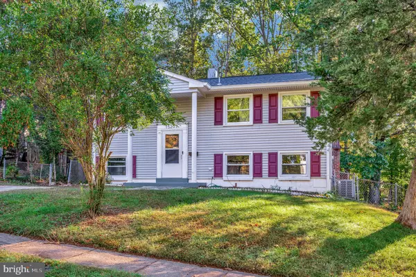 Woodbridge, VA 22193,15207 CALEXICO LN