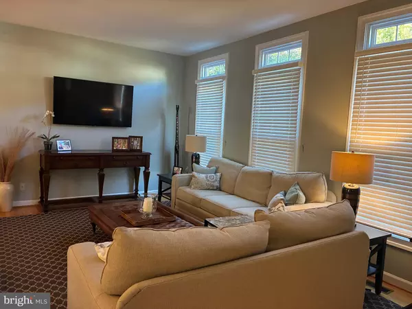 Vienna, VA 22181,9536 LAGERSFIELD CIR