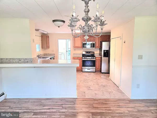 Cambridge, MD 21613,405 LEONARDS LN