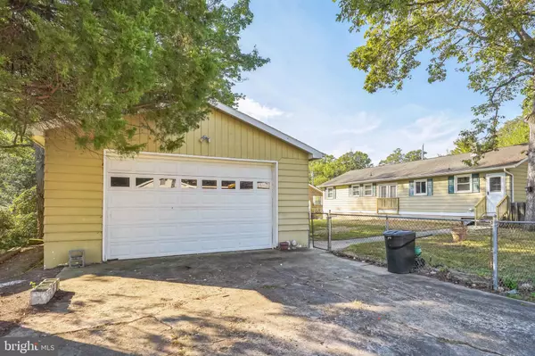 Indian Head, MD 20640,401 INDIAN HEAD AVE