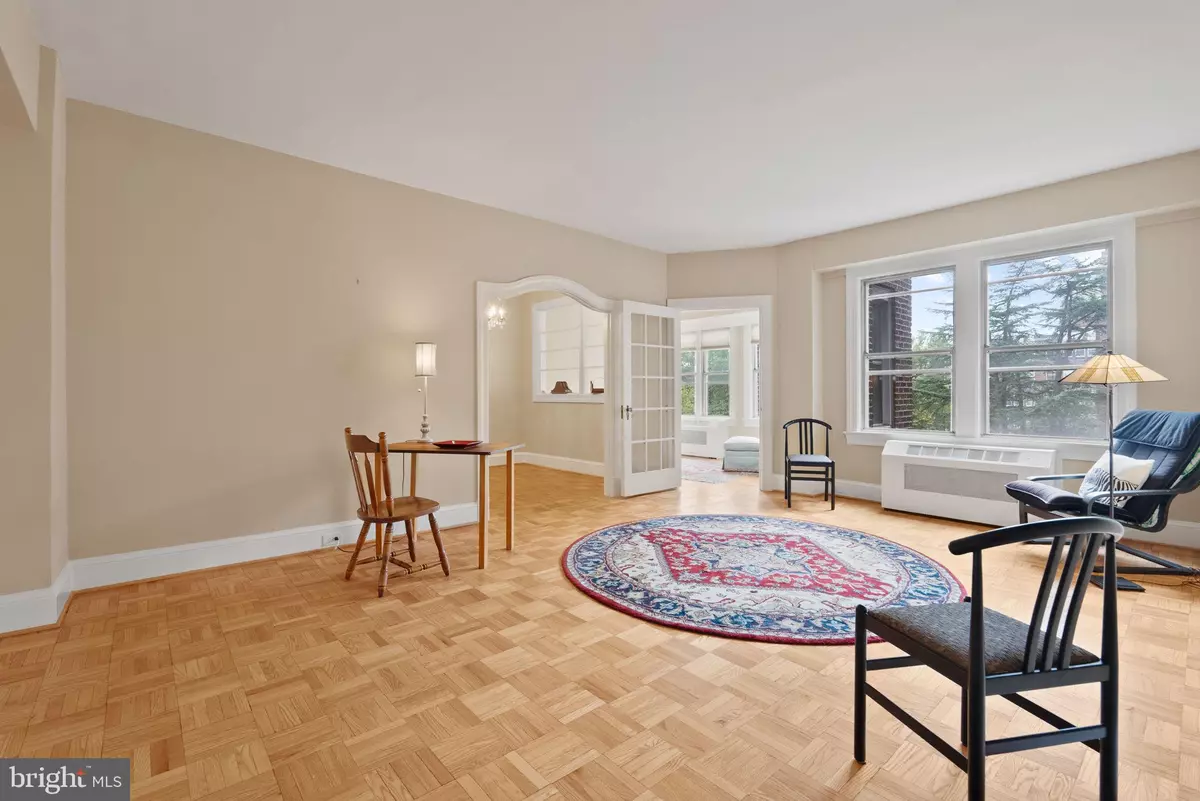 Washington, DC 20016,4000 CATHEDRAL AVE NW #607B