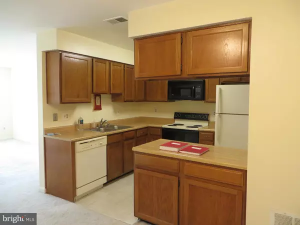 Alexandria, VA 22310,6124-A ESSEX HOUSE SQ