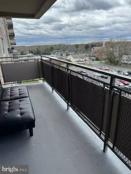 613-RT 70 W BARCLAY TOWERS #613, Cherry Hill, NJ 08034