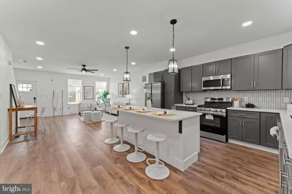 2644 OSWEGO AVE, Baltimore, MD 21215