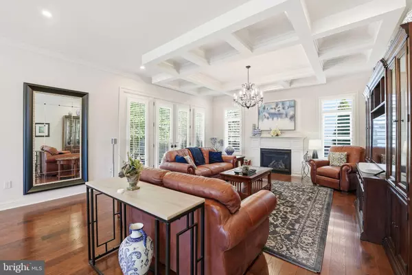 Vienna, VA 22180,609 KINGSLEY RD SW