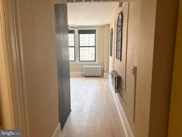 Philadelphia, PA 19107,1324 LOCUST ST #1508
