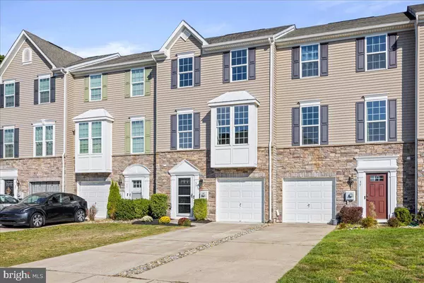 Sicklerville, NJ 08081,33 TAILOR LN