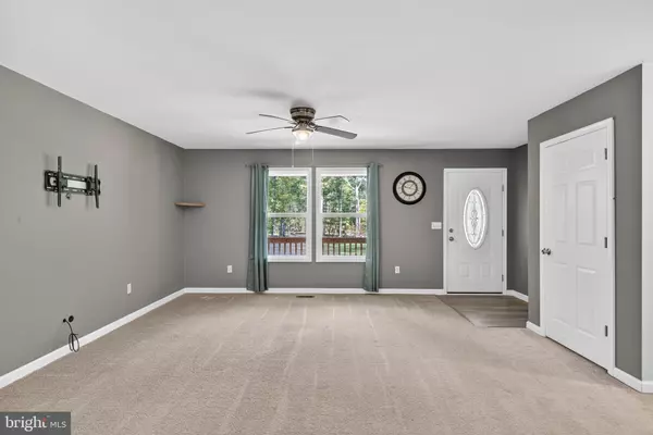 Mineral, VA 23117,721 PINE HARBOUR DR