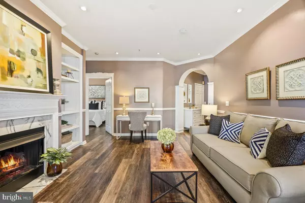 Potomac Falls, VA 20165,46622 DRYSDALE TER #100