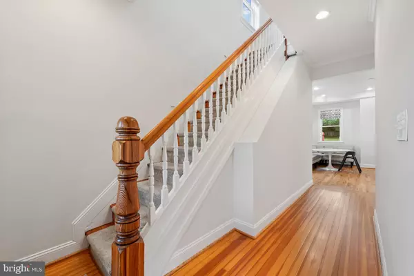 Baltimore, MD 21228,127 BLOOMSBURY AVE