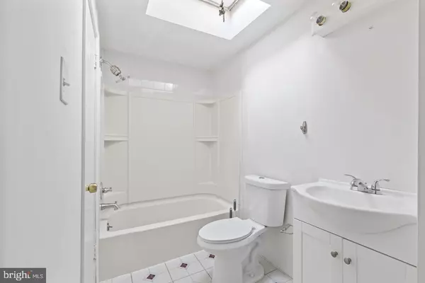 Philadelphia, PA 19154,4274 LAWNSIDE RD