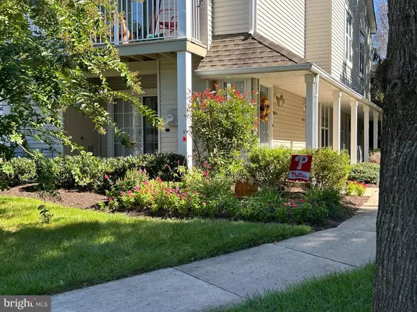 907A OLIPHANT LN, Mount Laurel, NJ 08054