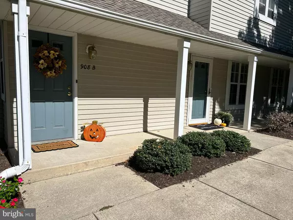 Mount Laurel, NJ 08054,907A OLIPHANT LN