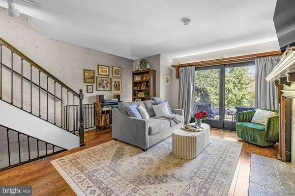 Wilmington, DE 19806,910 WAWASET ST