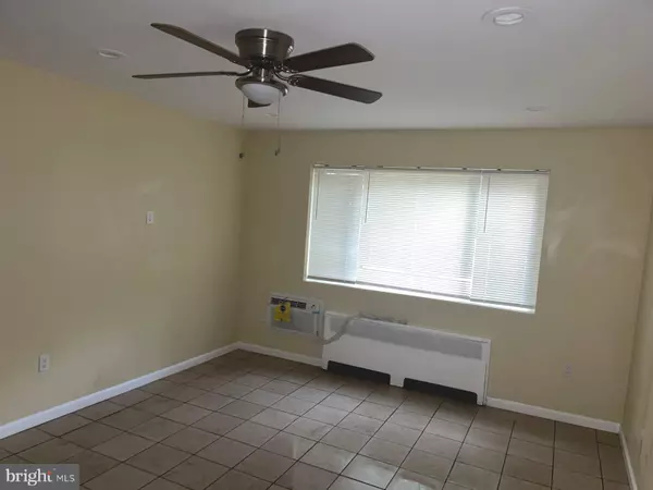 Washington, DC 20032,6 GALVESTON ST SW #103
