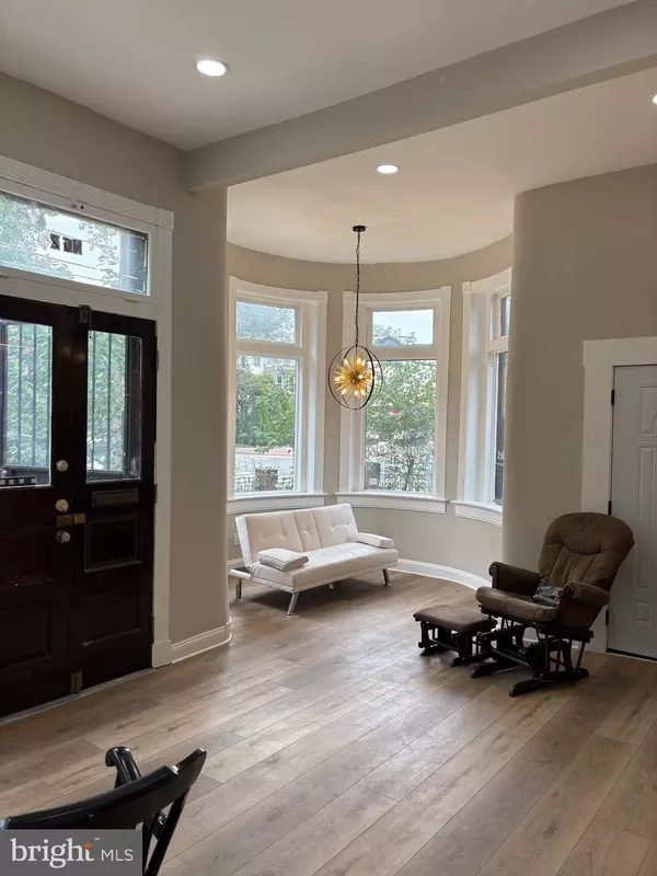 Washington, DC 20003,801 E CAPITOL ST SE