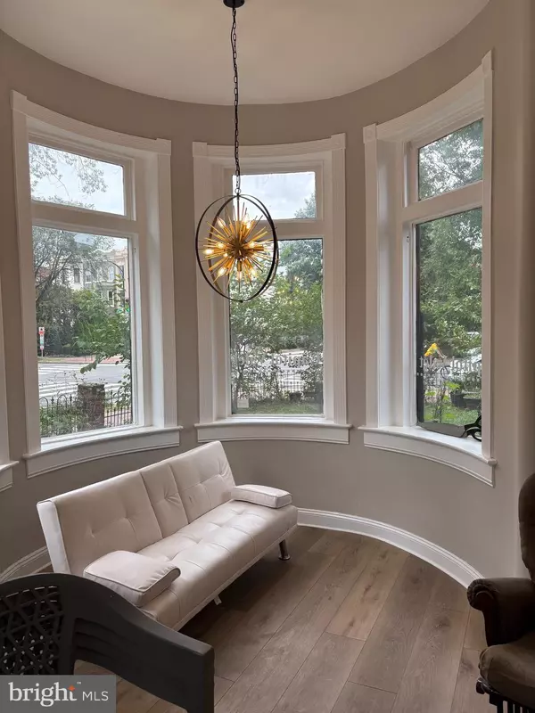 Washington, DC 20003,801 E CAPITOL ST SE