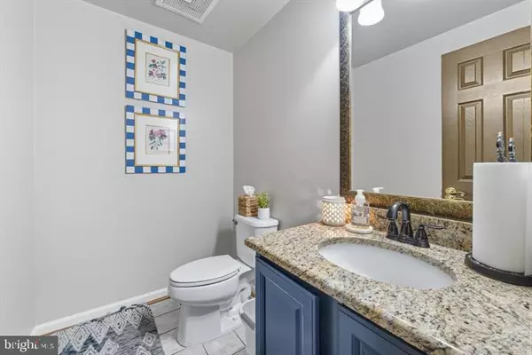 Great Falls, VA 22066,10134 COLVIN RUN RD #H