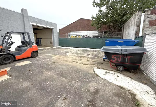 Darby, PA 19023,3 S 5TH ST