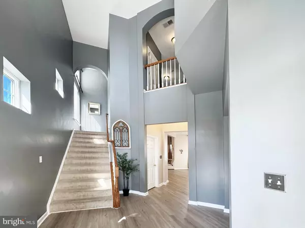 Round Hill, VA 20141,17571 LETHRIDGE CIR