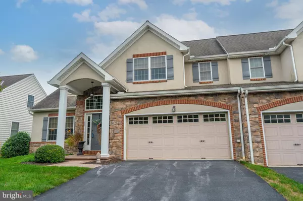 Lititz, PA 17543,105 BANEBERRY LN #55