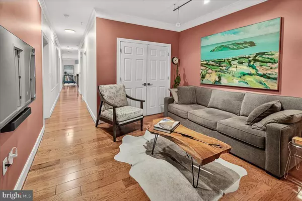 Frederick, MD 21701,35 E ALL SAINTS ST #111